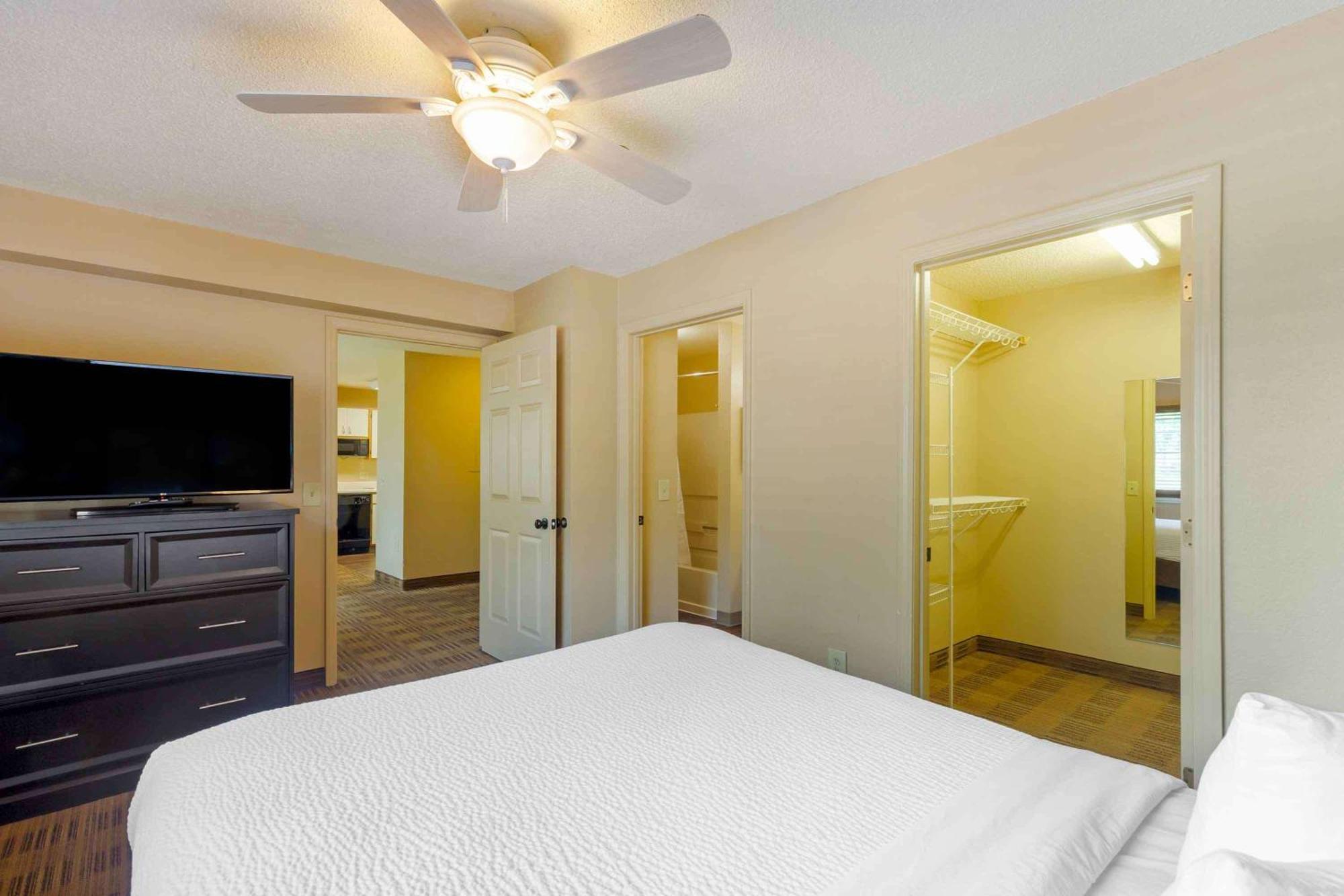 Extended Stay America Select Suites - Orlando - Lake Mary - 1040 Greenwood Blvd Luaran gambar